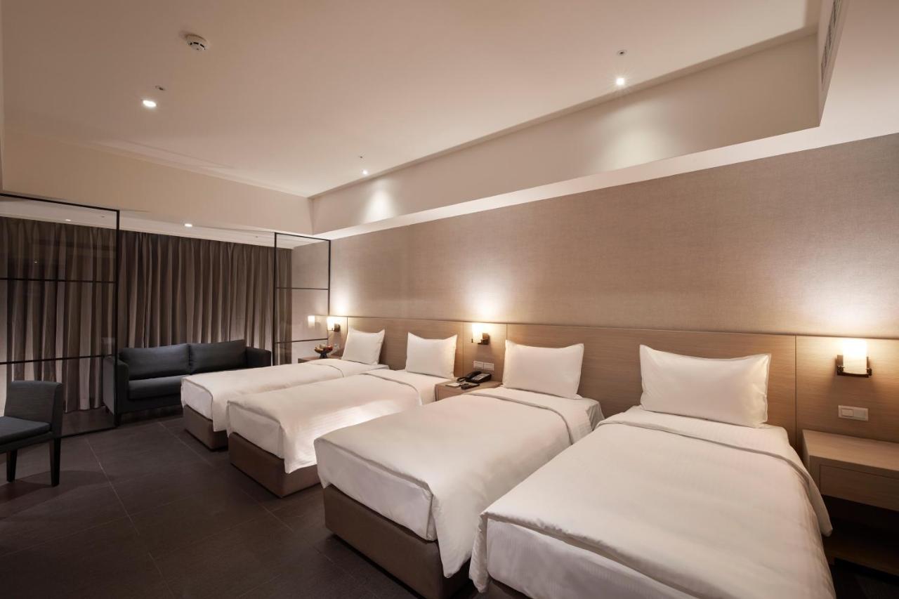 Grand Bay Resort Hotel Hengchun Exterior photo Deluxe Triple Room