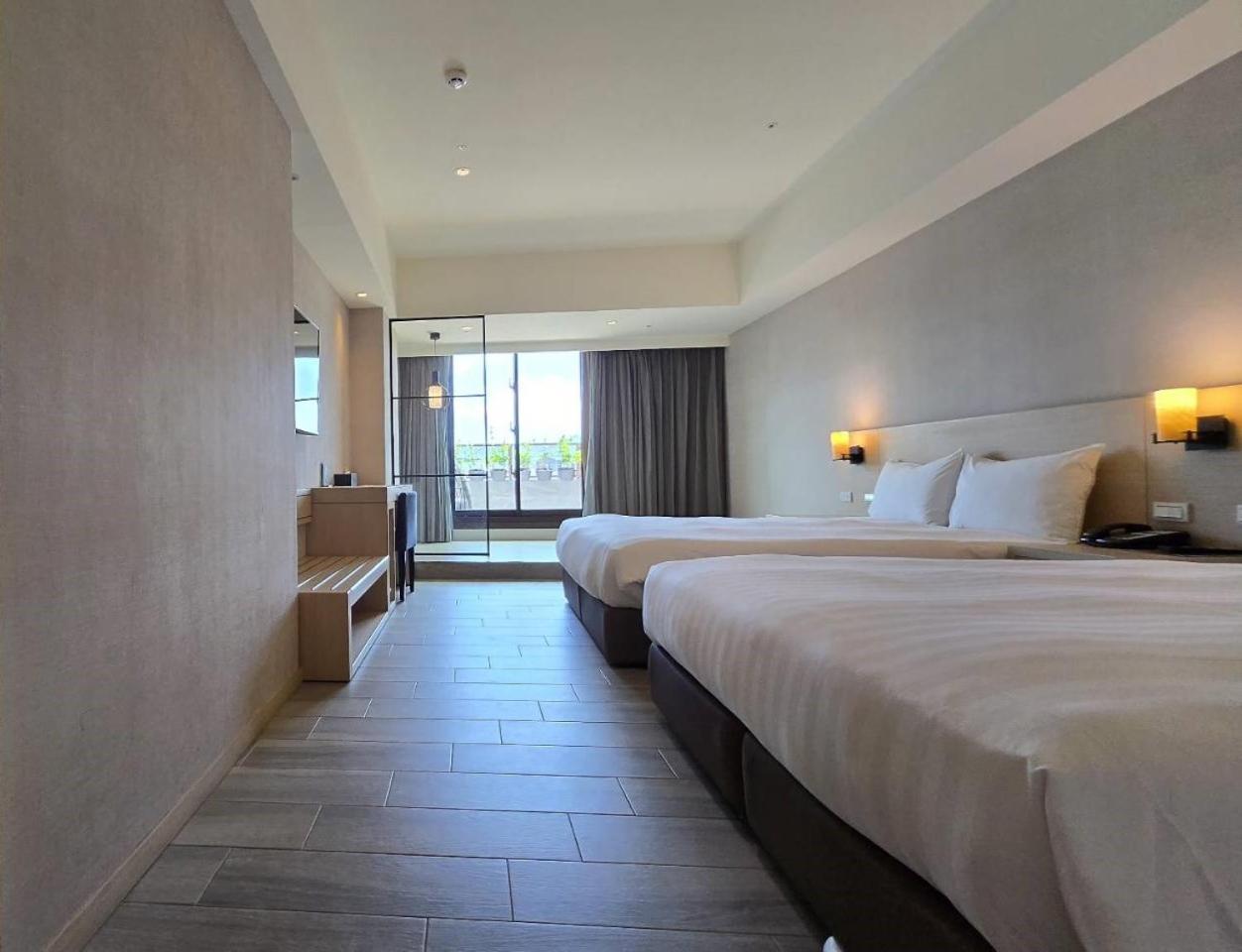 Grand Bay Resort Hotel Hengchun Exterior photo Deluxe room