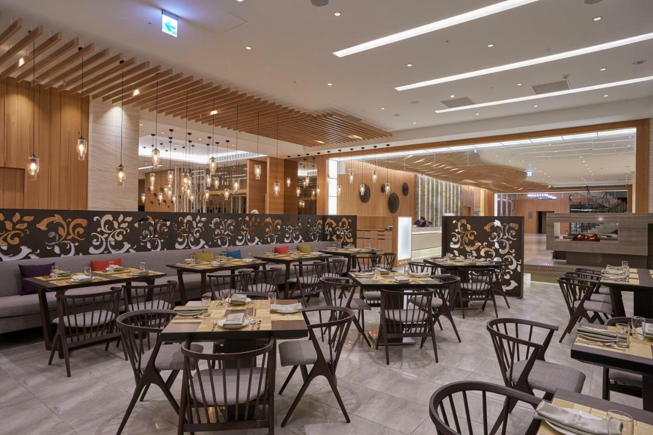 Grand Bay Resort Hotel Hengchun Exterior photo The restaurant